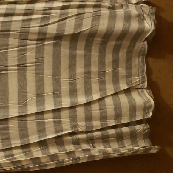 Ladies - Picture 2 of 3